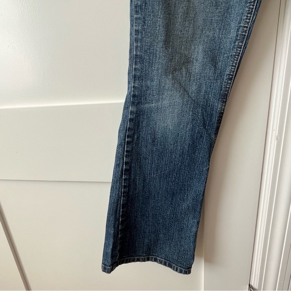 Express Y2K Precision Fit Cetine Low Rise Flare Jeans Medium Wash Blue Sz 0S - Picture 8 of 16